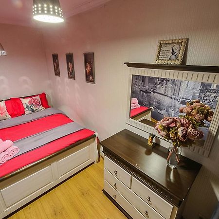 Золотой Квадрат Шевченко 75 Appartement Alma-Ata Buitenkant foto