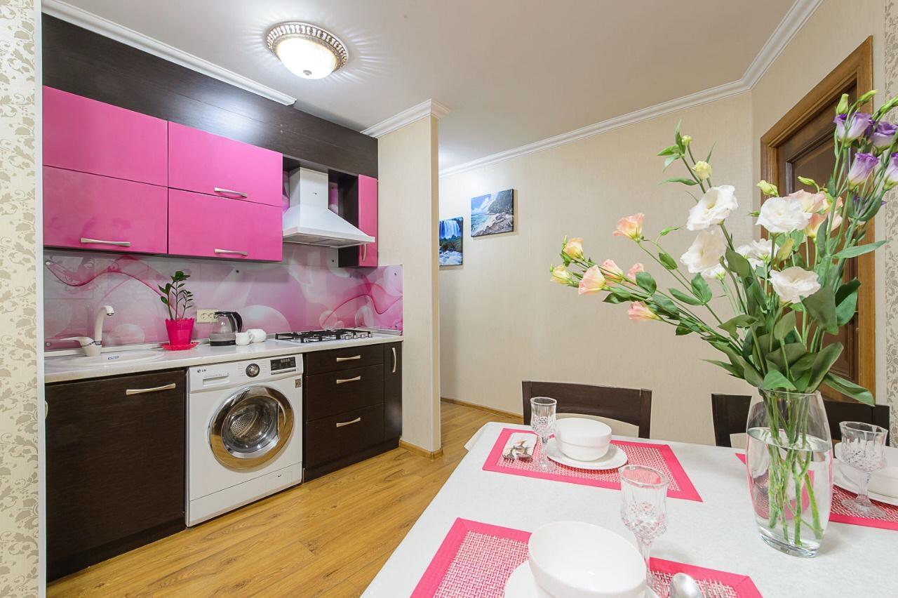 Золотой Квадрат Шевченко 75 Appartement Alma-Ata Buitenkant foto